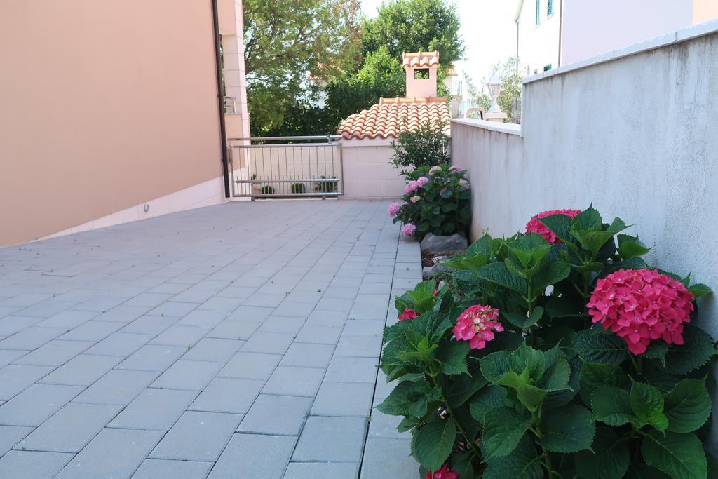 Villa Sunshine Трогир Экстерьер фото
